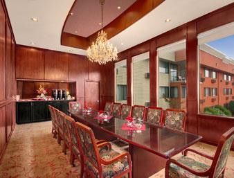 Ramada By Wyndham Southcenter Hotel