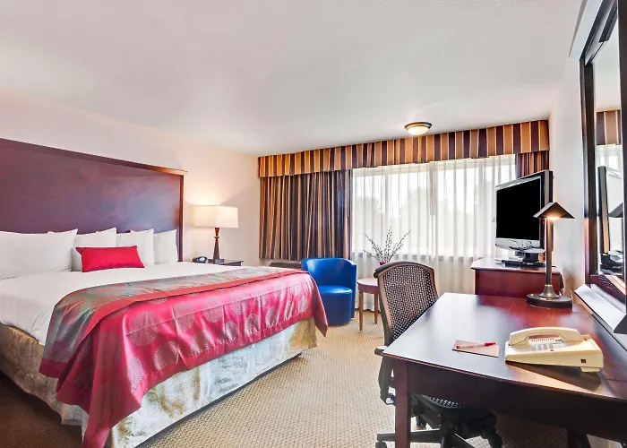 Ramada By Wyndham Tukwila Southcenter