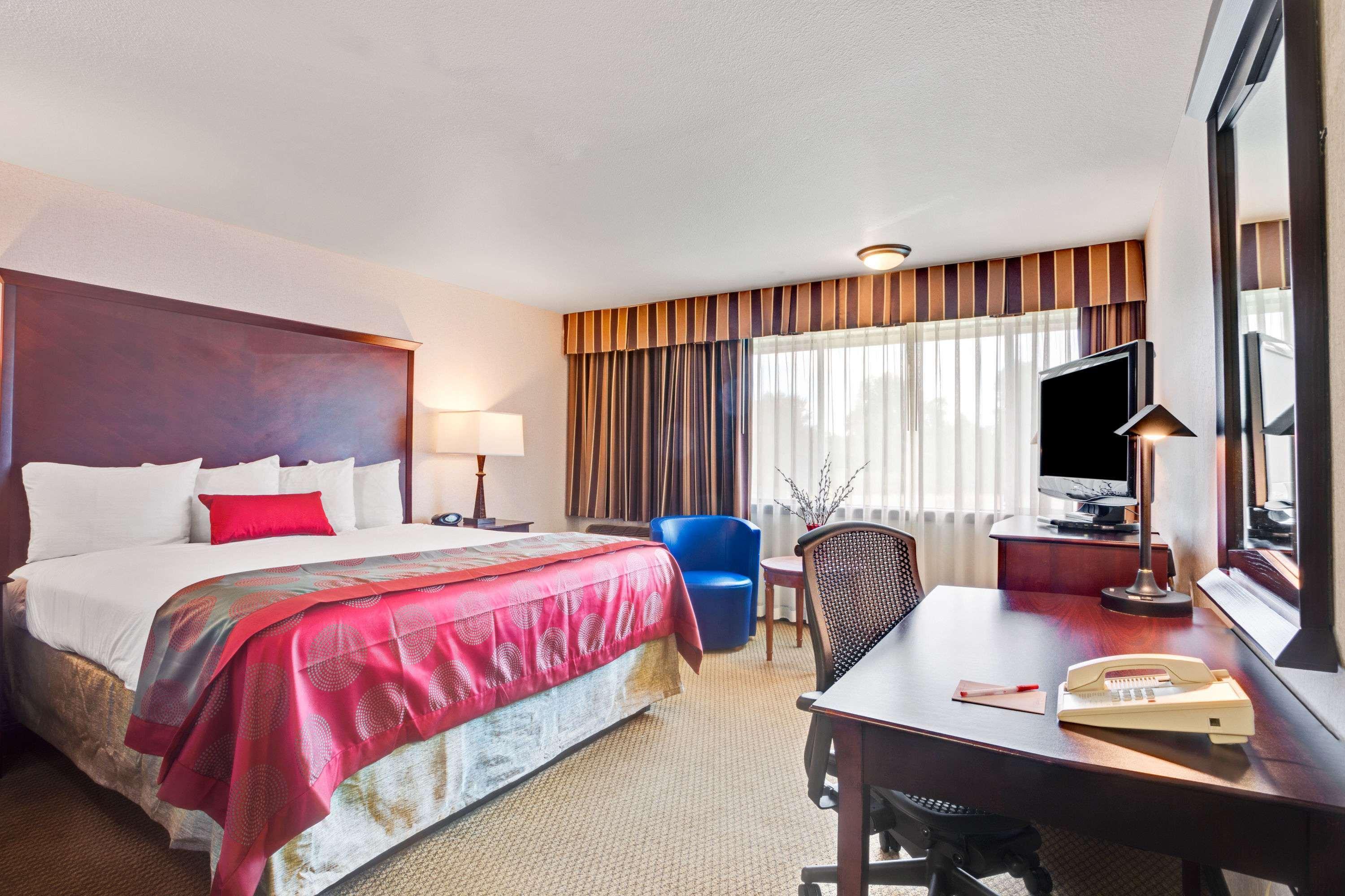 Ramada By Wyndham Southcenter Hotel Tukwila