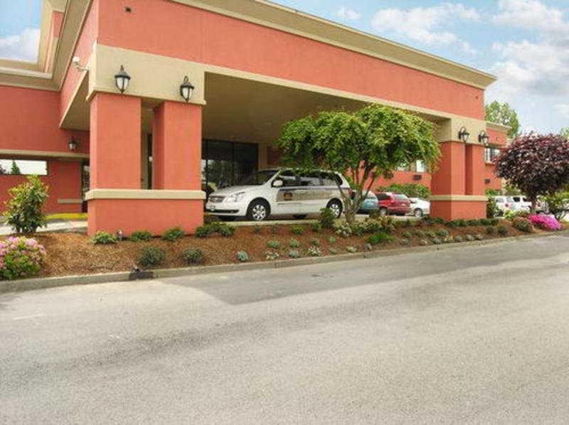 Ramada By Wyndham Southcenter 3* Tukwila