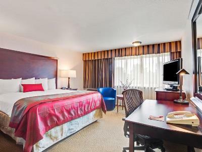 Ramada By Wyndham Southcenter 3*